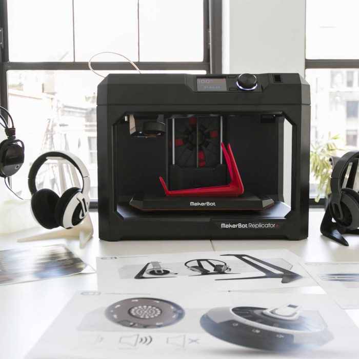 MakerBot Replicator hth华体会全站app3D打印机